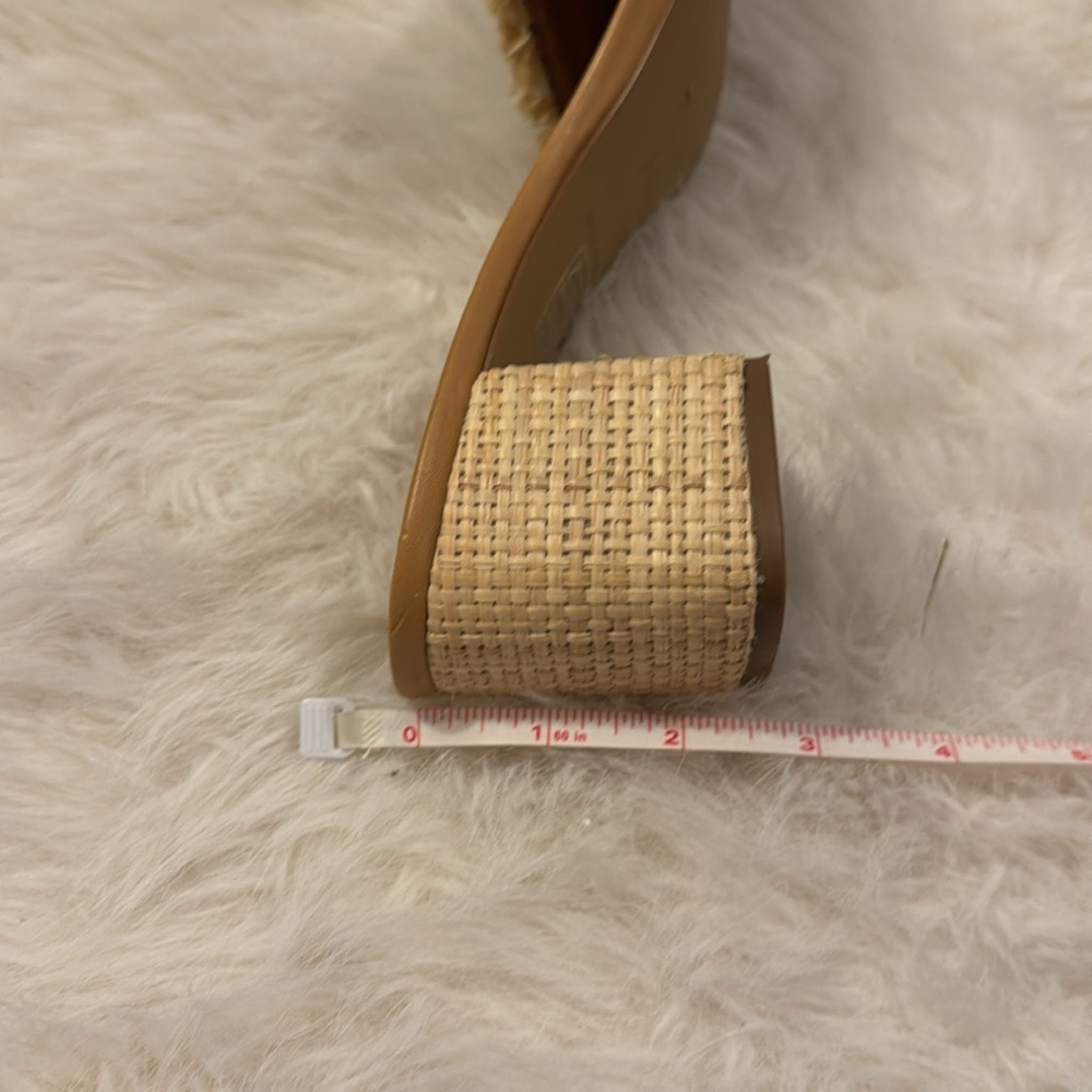 J. Crew Cream and Pink Mules with Woven Texture Size 10 pre-owned. - Picture 8 of 9